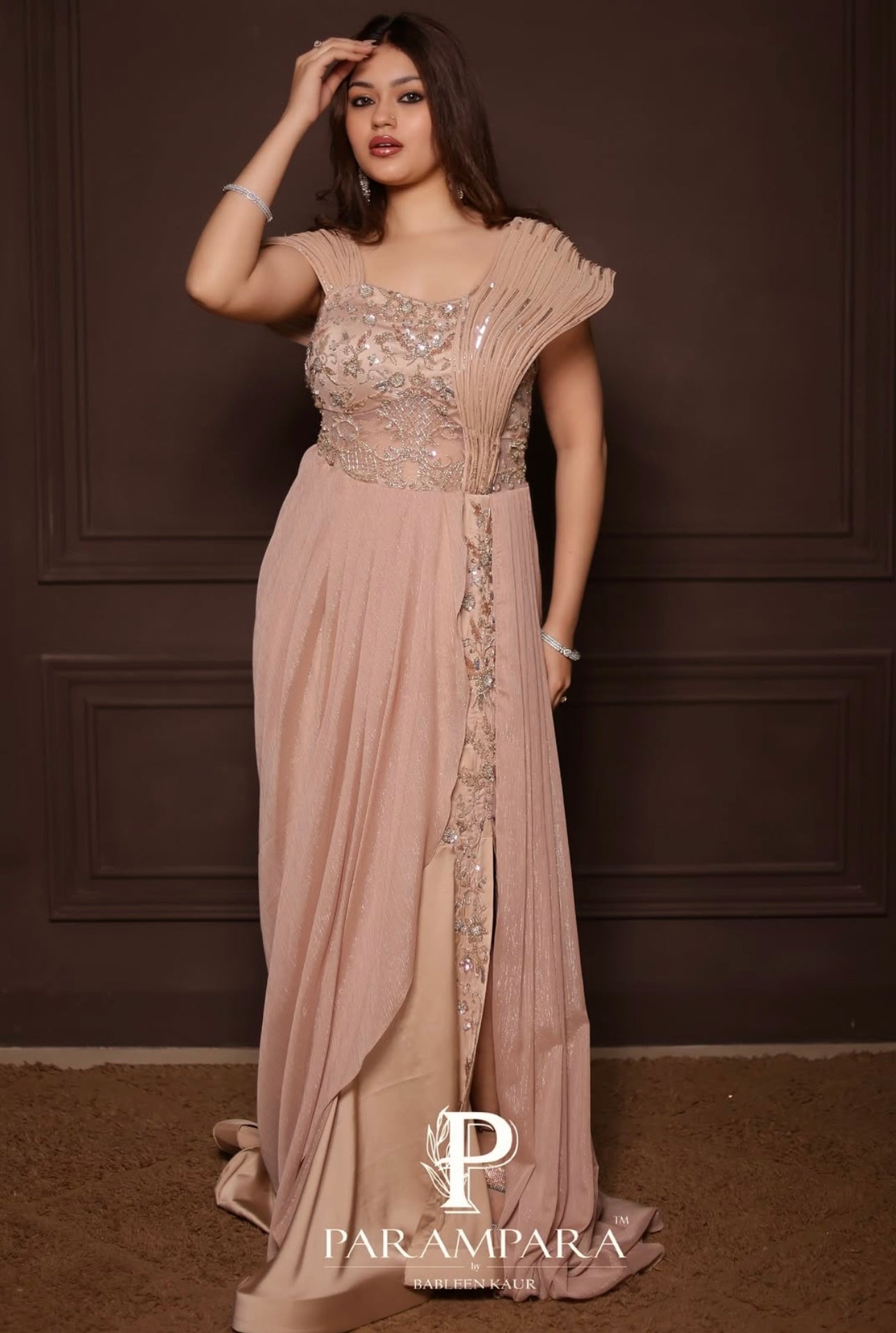 CHAMPAGNE STRAIGHT DRAPE GOWN