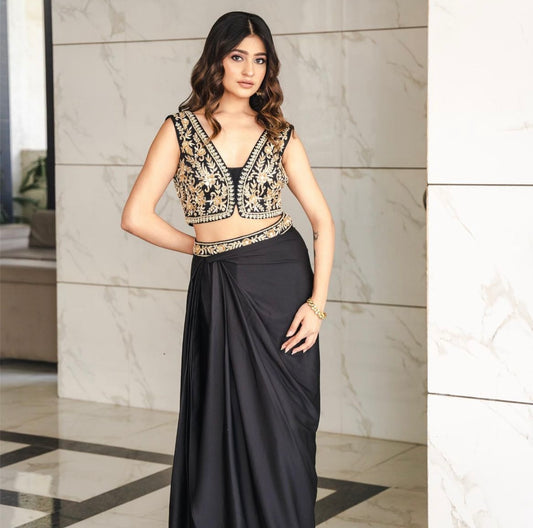 JACKET BLOUSE WITH SARONG SKIRT