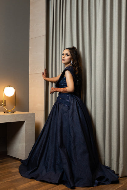MIDNIGHT BLUE FLAP GOWN