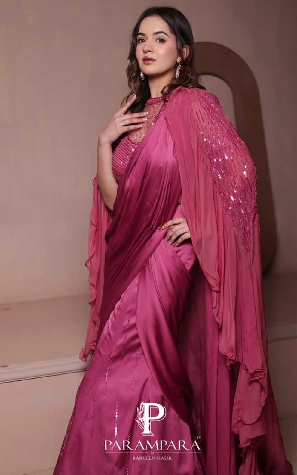 FUSCHIA PINK FISHCUT DRAPE